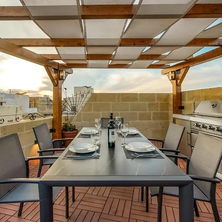 Narcisa - Luxury 3br Traditional House With Pool, Cinema & Hot Tub Holiday home