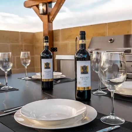 Feriehus Narcisa - Luxury 3br Traditional House With Pool, Cinema & Hot Tub *