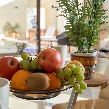 Narcisa - Luxury 3br Traditional House With Pool, Cinema & Hot Tub