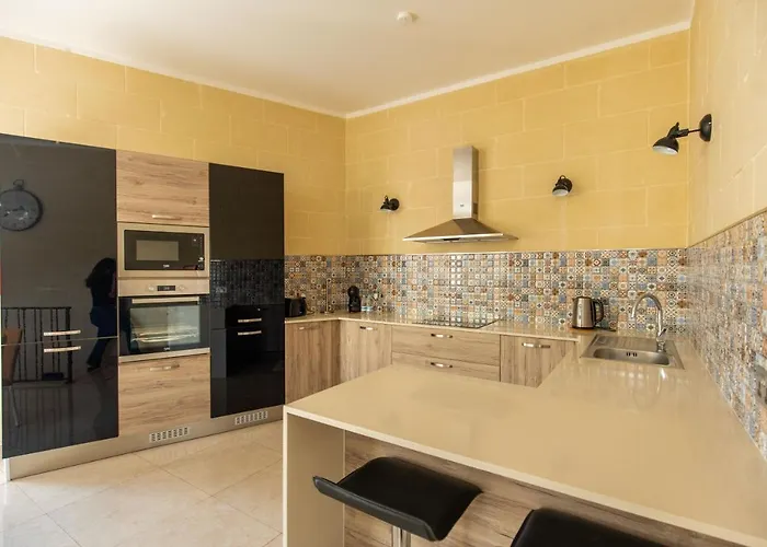 Narcisa - Luxury 3br Traditional House With Pool, Cinema & Hot Tub 펜션