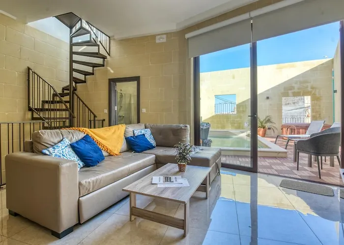 Narcisa - Luxury 3br Traditional House With Pool, Cinema & Hot Tub Casa vacanze Xagħra