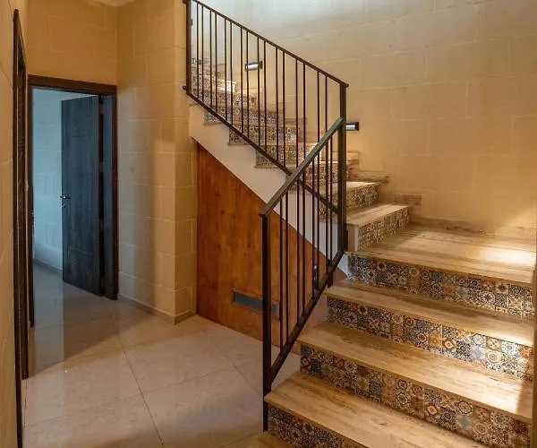 Casa vacanze Narcisa - Luxury 3br Traditional House With Pool, Cinema & Hot Tub Xagħra