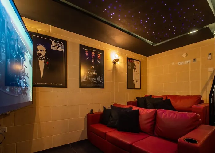 Casa vacanze Narcisa - Luxury 3br Traditional House With Pool, Cinema & Hot Tub Xagħra